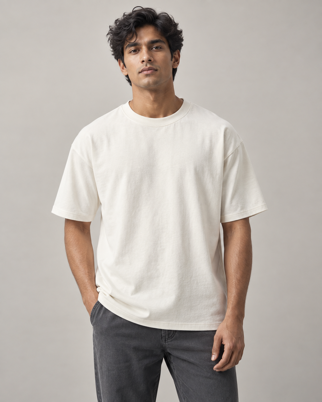 Essential Heavyweight Tee in Natural